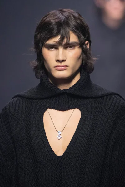 Look 34